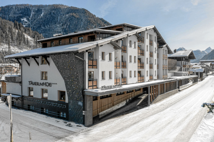 Funsport-, Bike- & Skihotel Tauernhof · Flachau